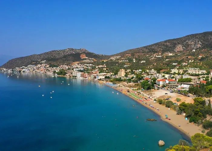 Lovely With Awesome View Tolón